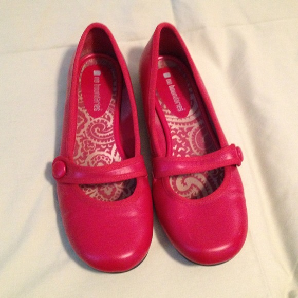 Red slip on flats!!
