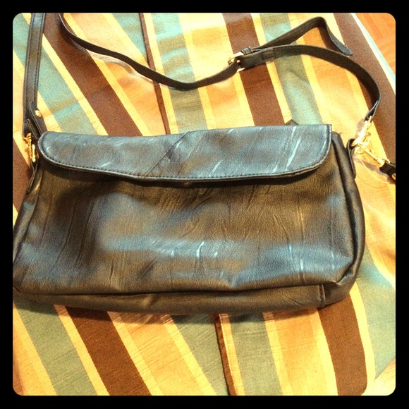 Beautiful black bag !!!! Three ways of using it !