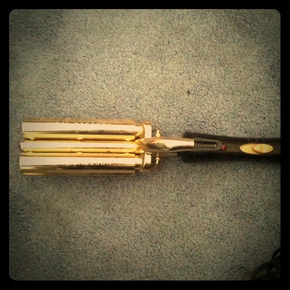Vidal Sassoon Hair crimper!