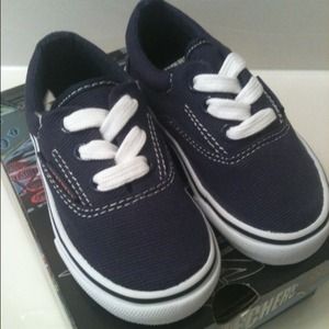 Toddler Sketcher's size 6 brand new!
