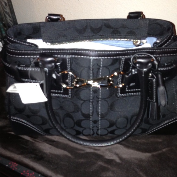 Authentic Coach Purse - Picture 4 of 4