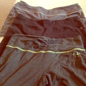 Bundle yoga shorts/sports bras