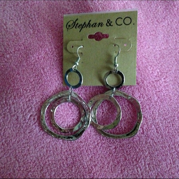 Jewelry Set - Picture 3 of 3