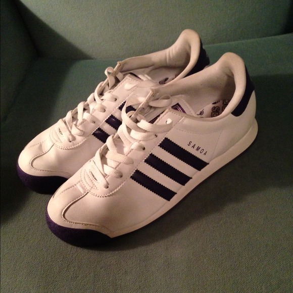 ⭐️Adidas Samoa - Picture 2 of 4