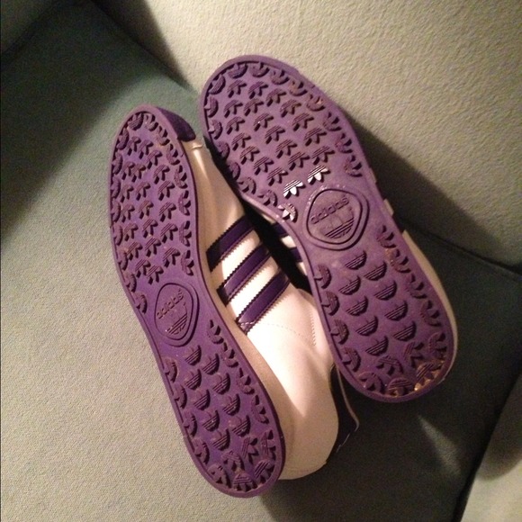 ⭐️Adidas Samoa - Picture 3 of 4