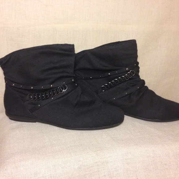 Aldo Black Flat Bootie