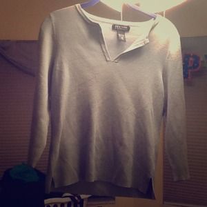Professional v neck top