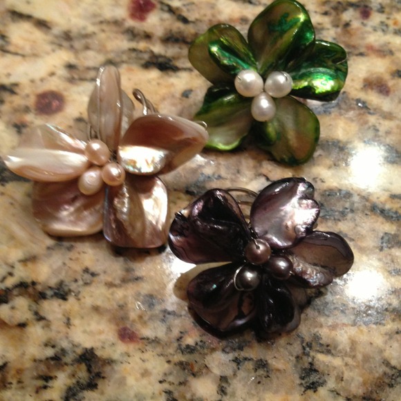 Pier 1 Fashion Seashell Rings (Bundle)