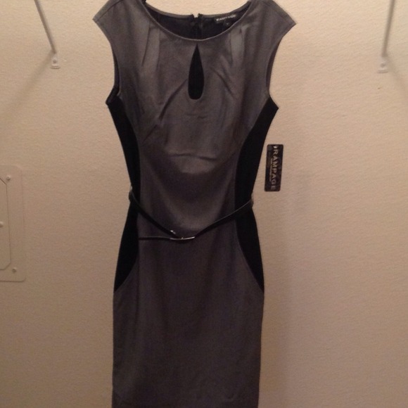 ✂LOWER PRICE✂ Sleek NEW Dress