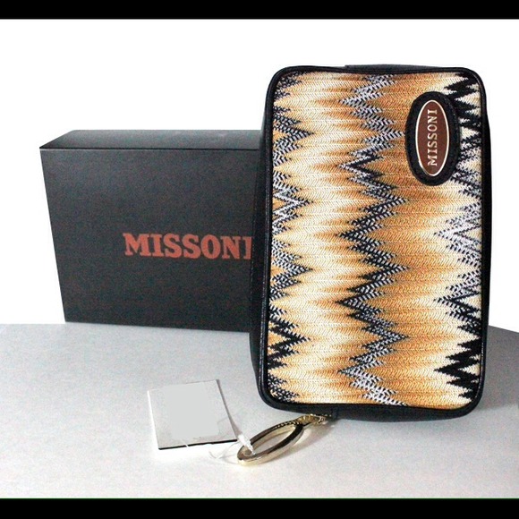 NIB Authentic MISSONI Clutch Bag - Picture 1 of 9