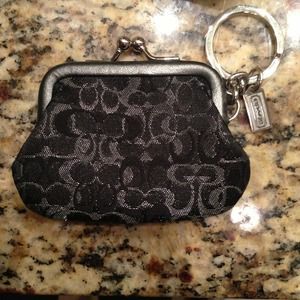 🚫On Hold🚫Authentic Coach coin purse key chain
