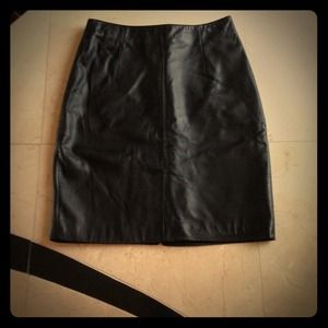 Cute leather skirt