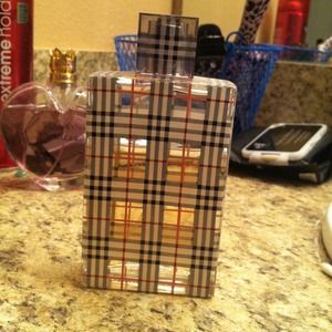 Burberry britt perfume