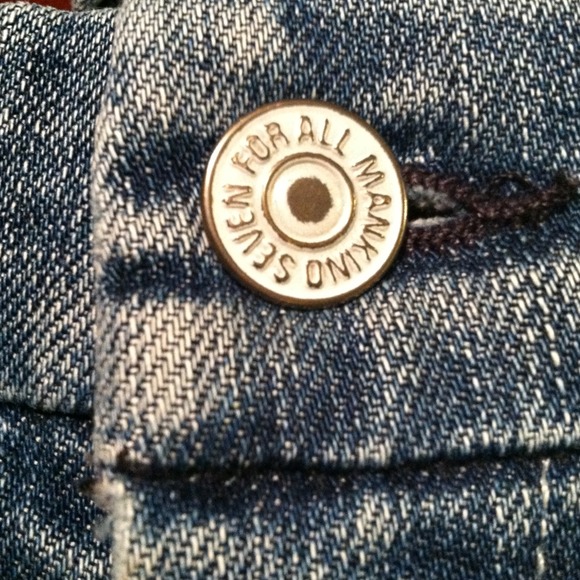 SOLD - Picture 4 of 4