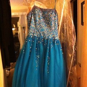 🔥DRASTICALLY REDUCED🔥 1ofA Kind Prom Dress👗👑👗