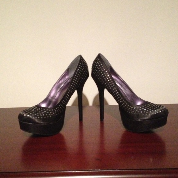 Shoes - Sexy black heels! BNWT&BOX!