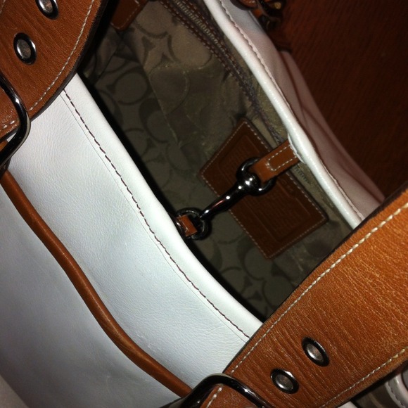 Authentic Leather Coach Tote - Picture 2 of 4