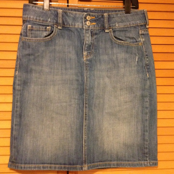 Denim skirt