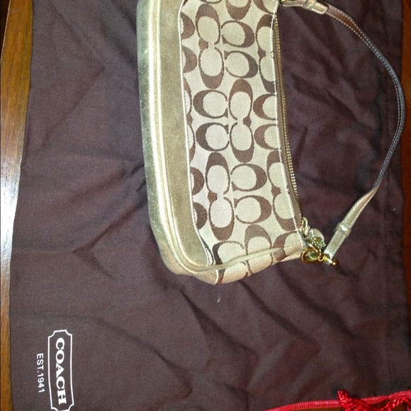 Small Coach Handbag from - Picture 2 of 3