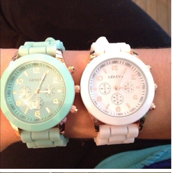 Accessories - 2 watch bundle