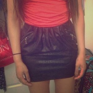 Leather skirt