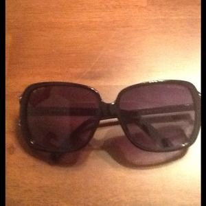 Tommy Hilfiger sunglasses