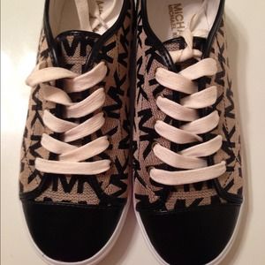 Michael Kors Sneakers