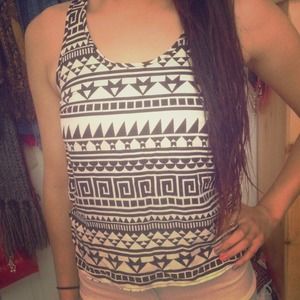 Tribal top