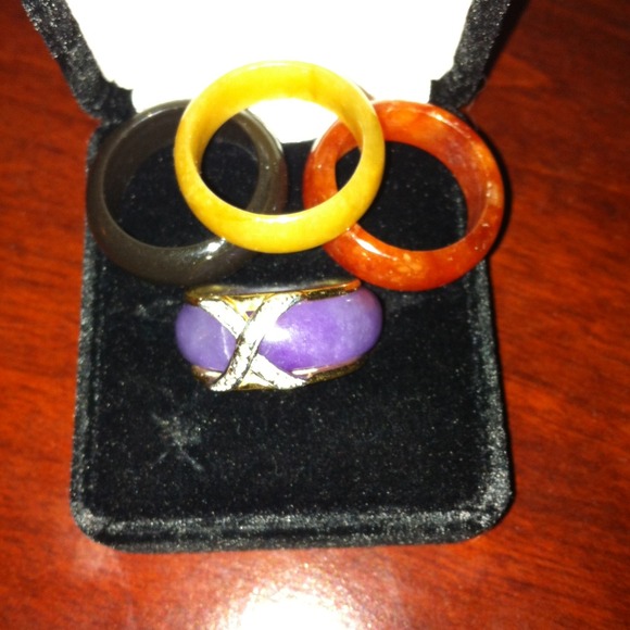 Interchangeable jade rings
