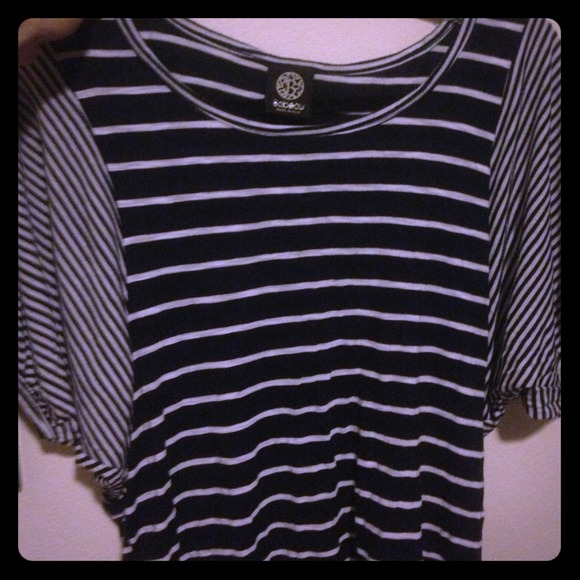 Navy blue and white stripped short sleeve top