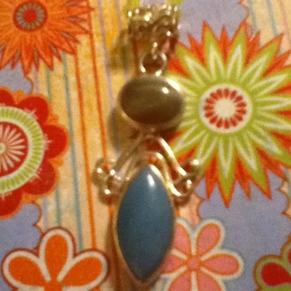 Sterling tiger's eye & chalcedony pendant