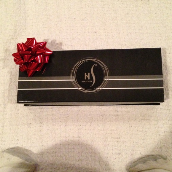 Herstyler hair straightener - Picture 3 of 5