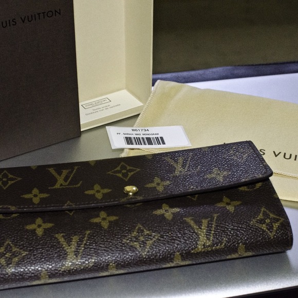 💯Authentic Louis Vuitton Sarah Monogram Wallet - Picture 4 of 4