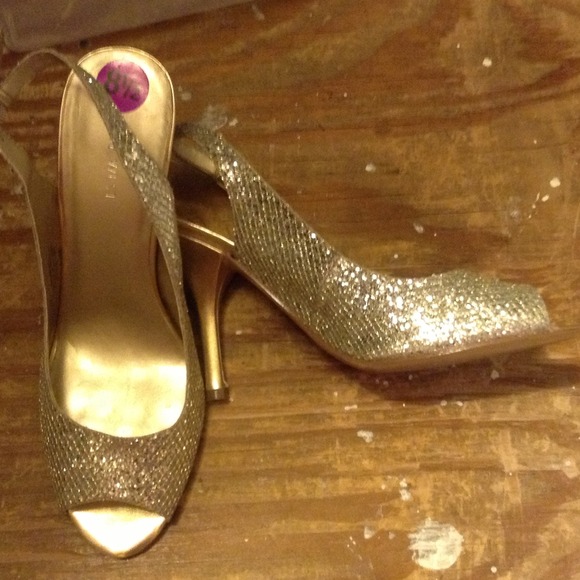 Cute sling back heels