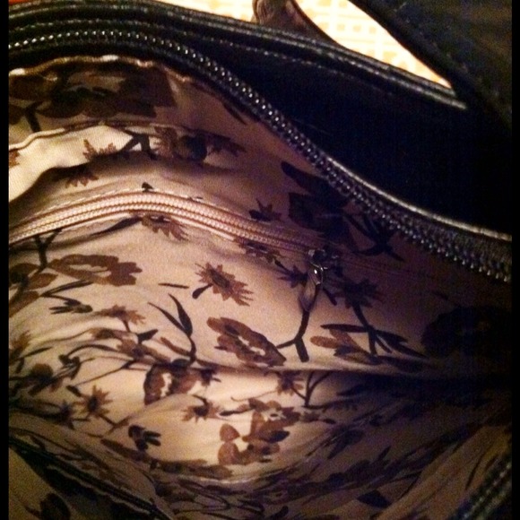 Black leather purse - Picture 2 of 2