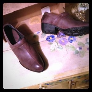 Quarter leather born shoes/boots