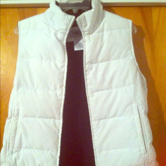 White puffer vest
