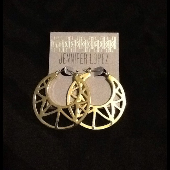 Jennifer Lopez gold hoop earrings