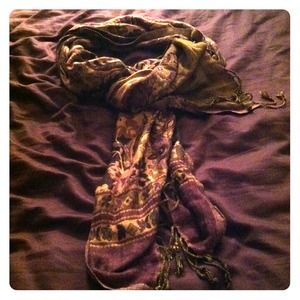 ❗REDUCED❗Purple scarf