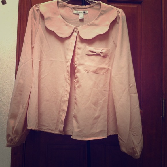 Forever 21 Tops - Cute Peter Pan collar