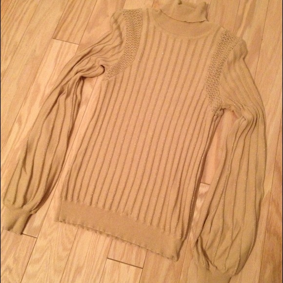 **SOLD** Metallic Gold Turtleneck Sweater