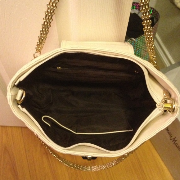 Handbag - Picture 2 of 2