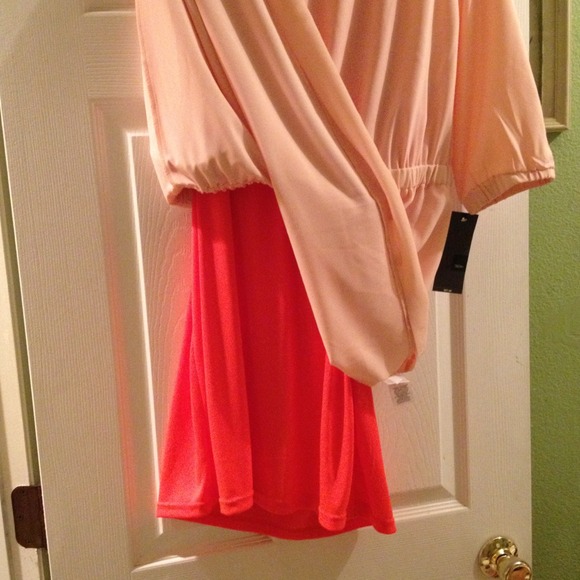 💢SOLD💢 🍑cute spring color 3/4 slevees dress👌 - Picture 4 of 4