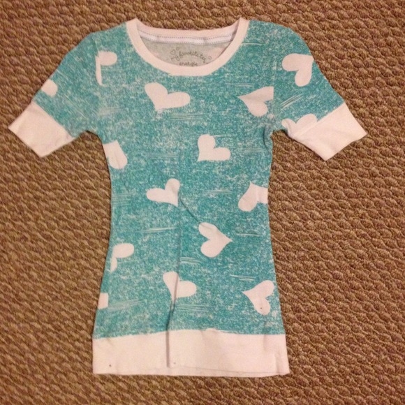 White and turquoise t-shirt