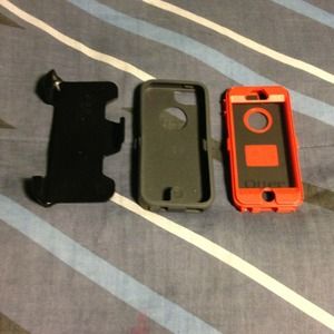 iPhone 5 otter box defender case