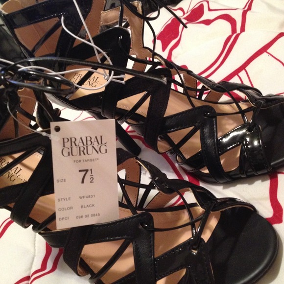 prabal gurung Shoes - Prabal Gurung sold out black heels