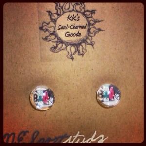 NESportsStudz EARRINGS