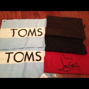 *REDUCED* 5 Shoe Dust Bags:  FREE W $150 PURCHASE!