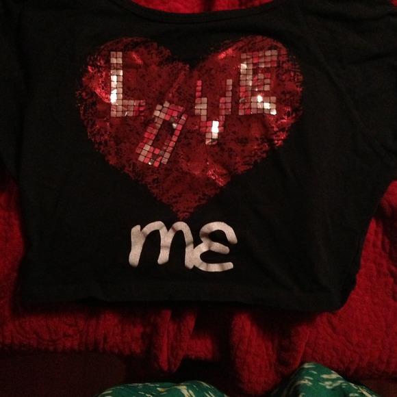 Two crop tops! - Picture 2 of 3