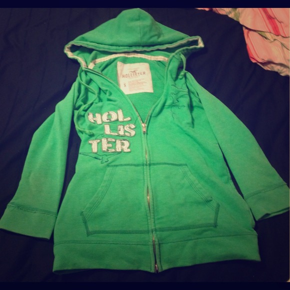 🌺Green Hollister sweater🌺